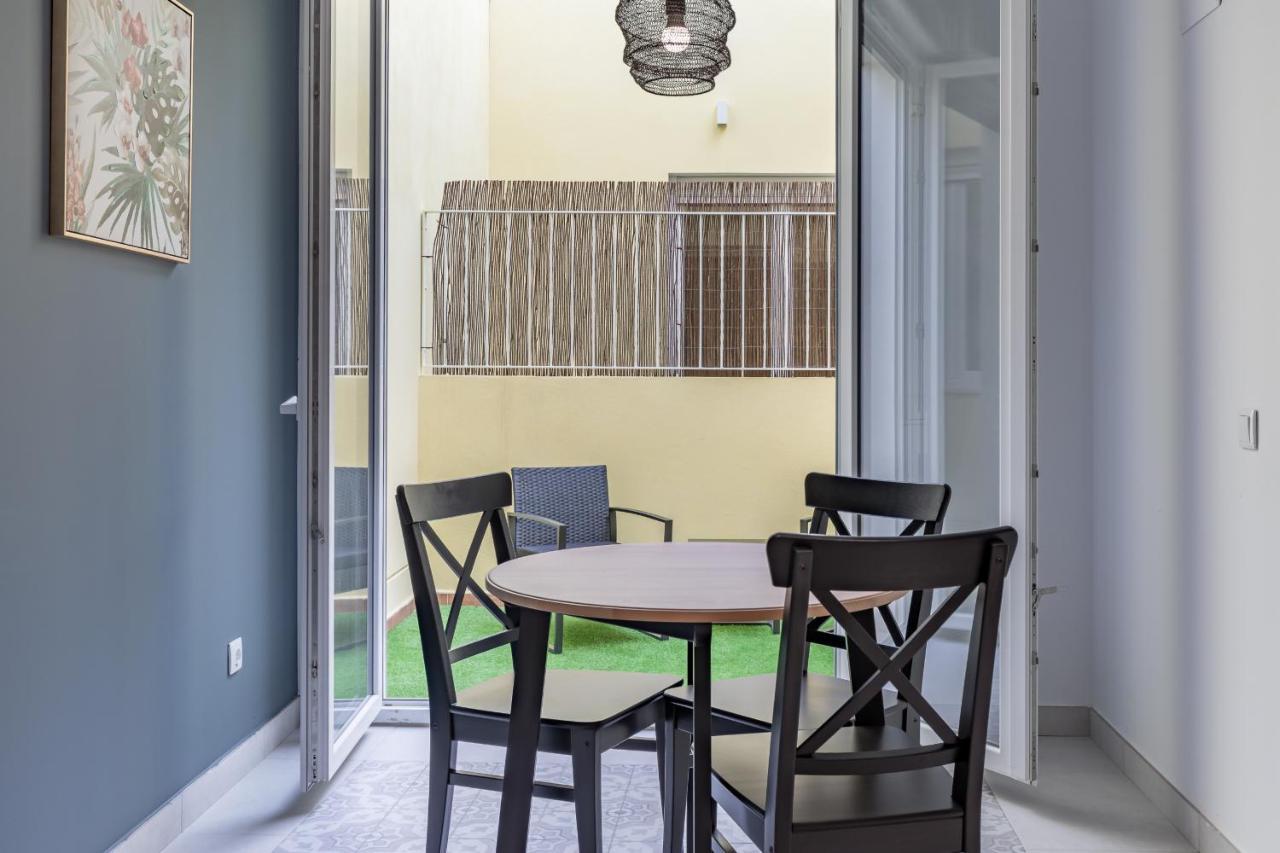 ולנסיה Chic & Comfortable Apartment, Private Terrace מראה חיצוני תמונה